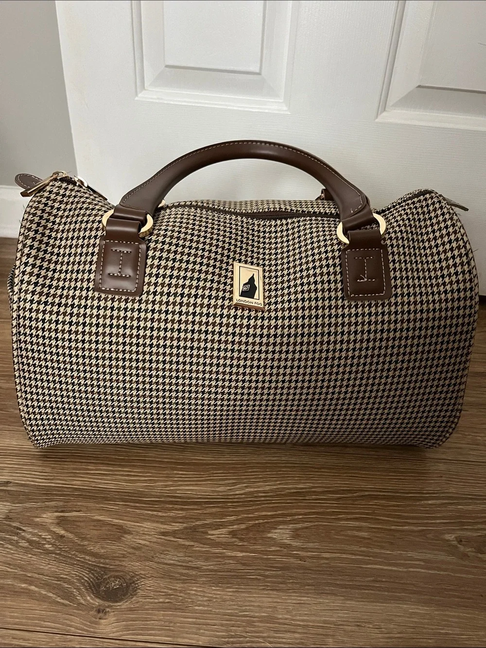 London Fog Cambridge II 16-inch Houndstooth Satchel carry-on